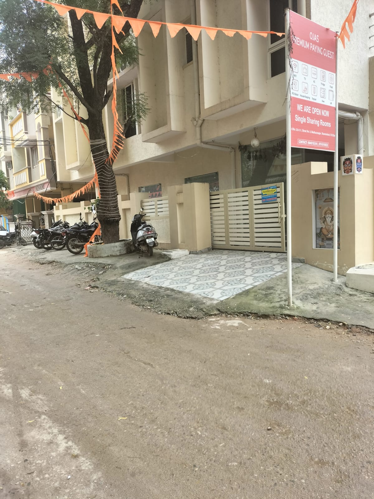 11 Comfortable and Pocket friendly for Single or Family at OJAS PREMIUM PAYING GUEST, Hyderabad, India