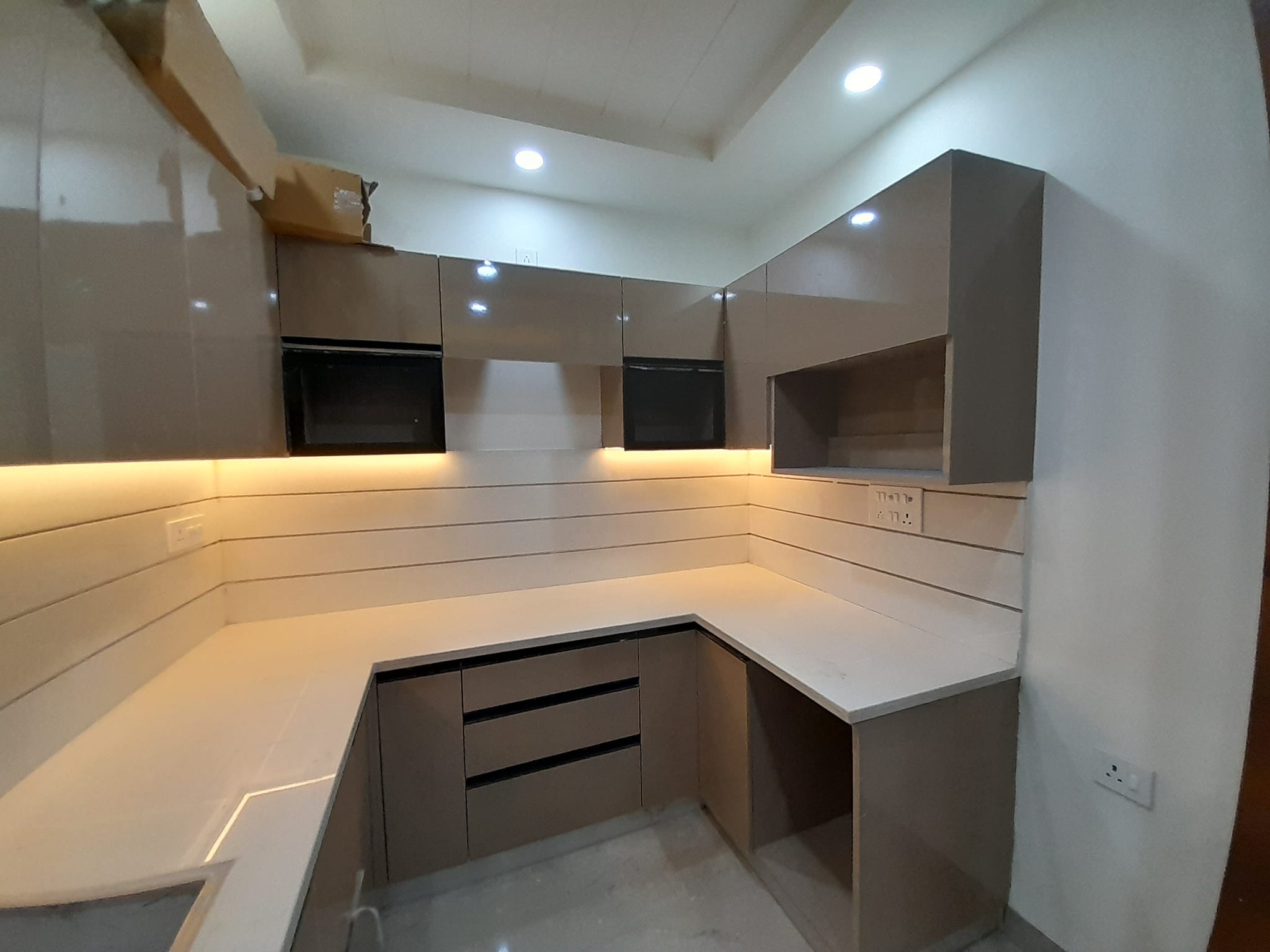 3 Bed Apartment for Sale, 892 sqft, near Vegas Mall, Dwarka Tehsil, India