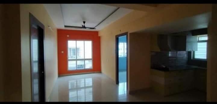 Ready to Move 2 Bed- Freehold Flat (Builder Property)