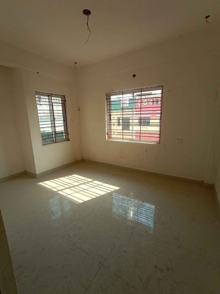 h2 3 Beds 3 Baths – Apartment for Sale