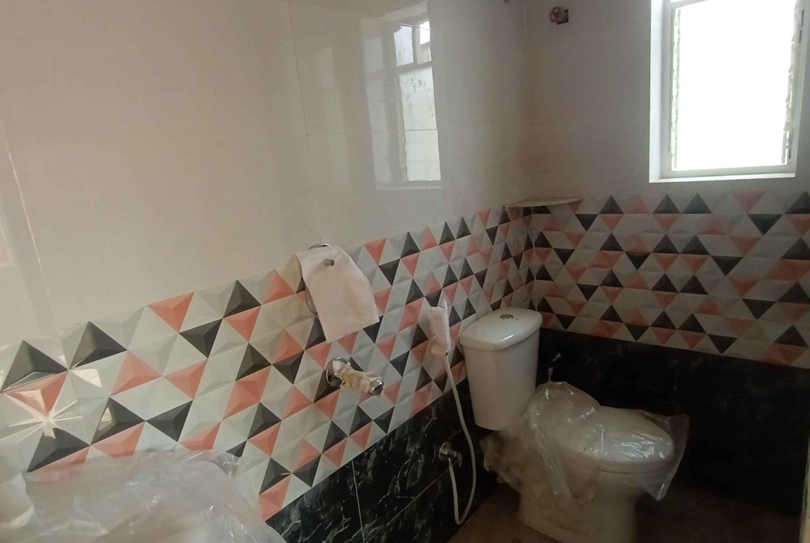 3 Beds 3 Baths – Apartment for Sale