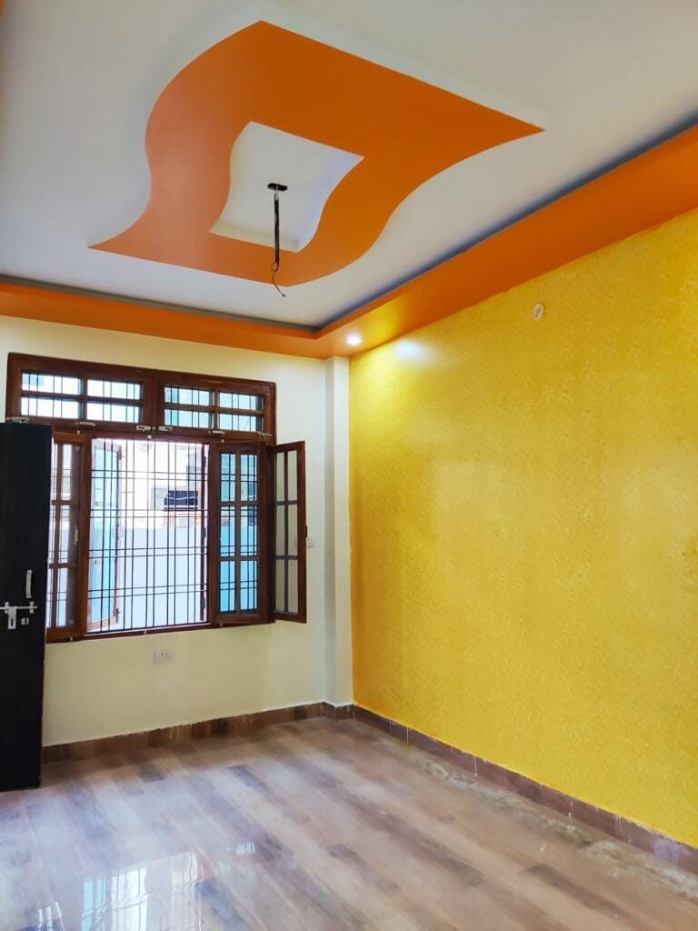 l1 3 Beds Apartment for Sale Uttar Pradesh, India
