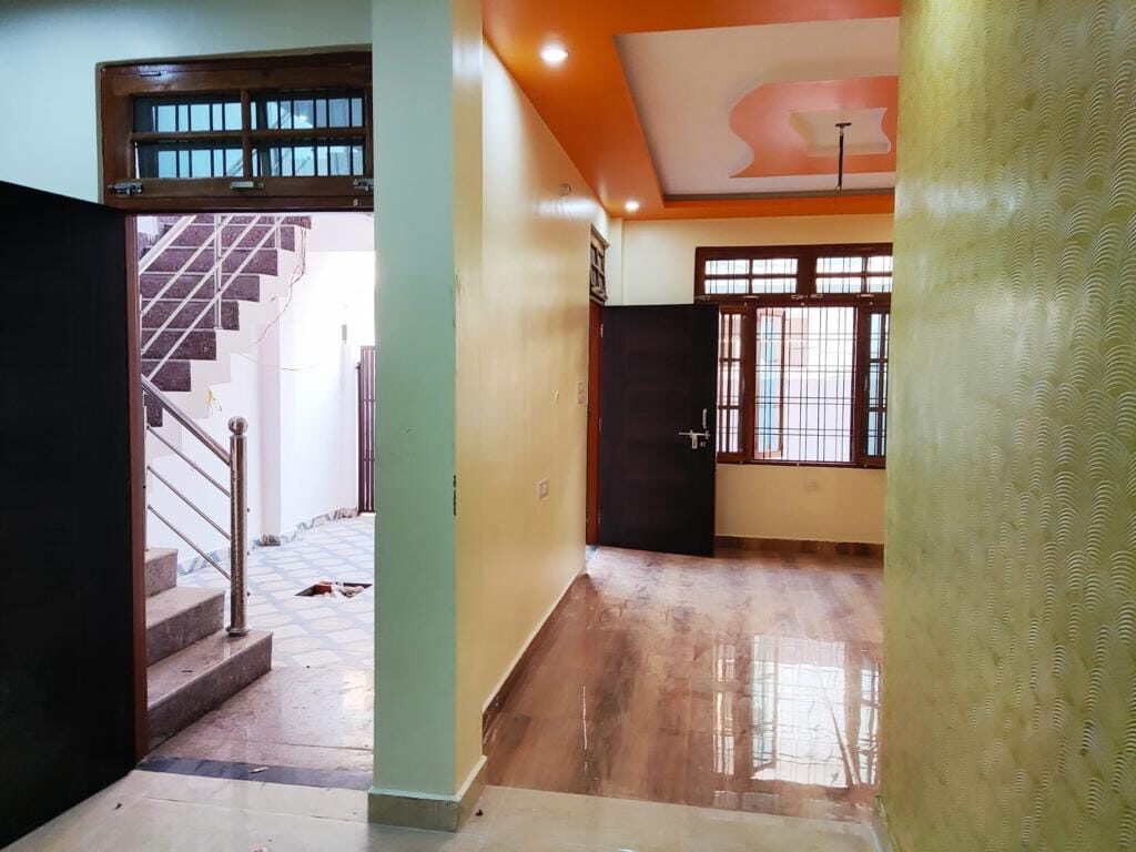 3 Beds Apartment for Sale Uttar Pradesh, India