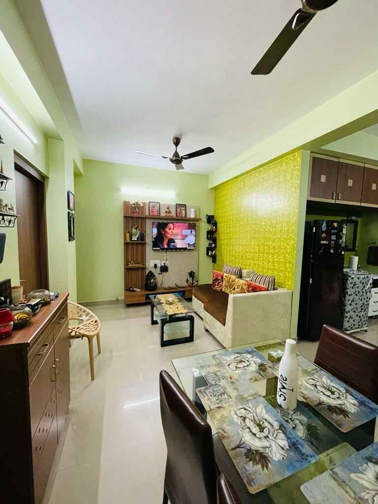 2 Bed Fully Furnished Flat For Sale in Bansdroni Kolkata, West Bengal, India