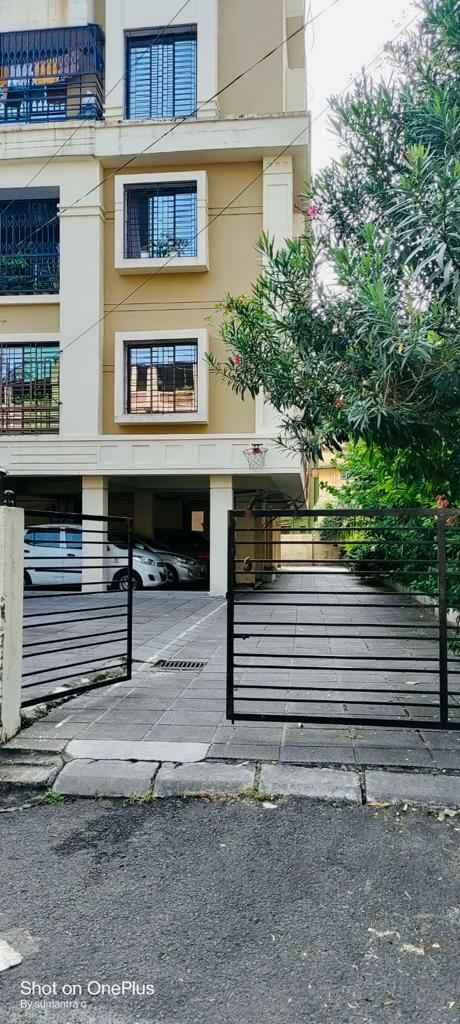 2 Bed Fully Furnished Flat For Sale in Bansdroni Kolkata, West Bengal, India