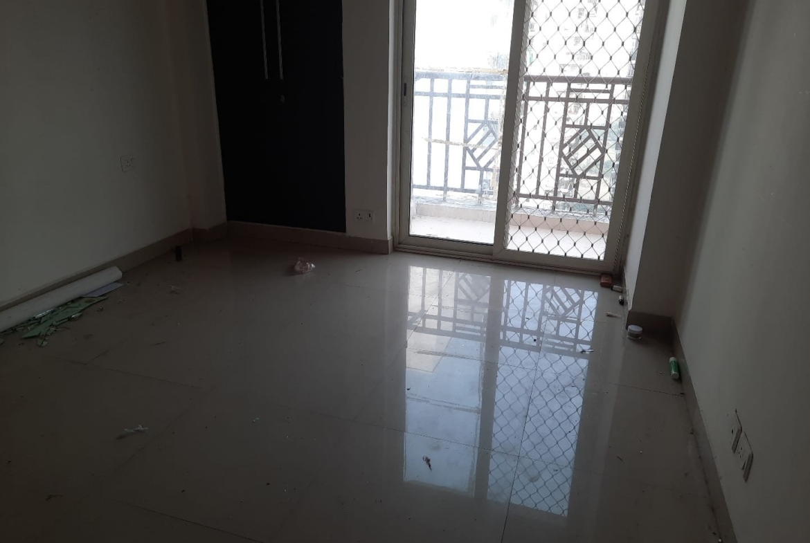 2 Beds 2 Baths Apartment to Rent, Uttar Pradesh, India