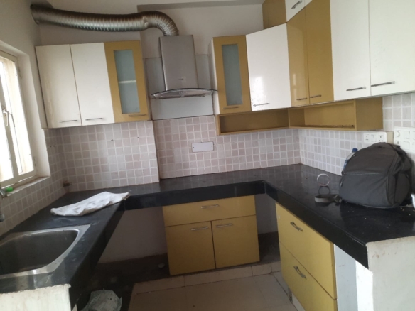 2 Beds 2 Baths Apartment to Rent, Uttar Pradesh, India