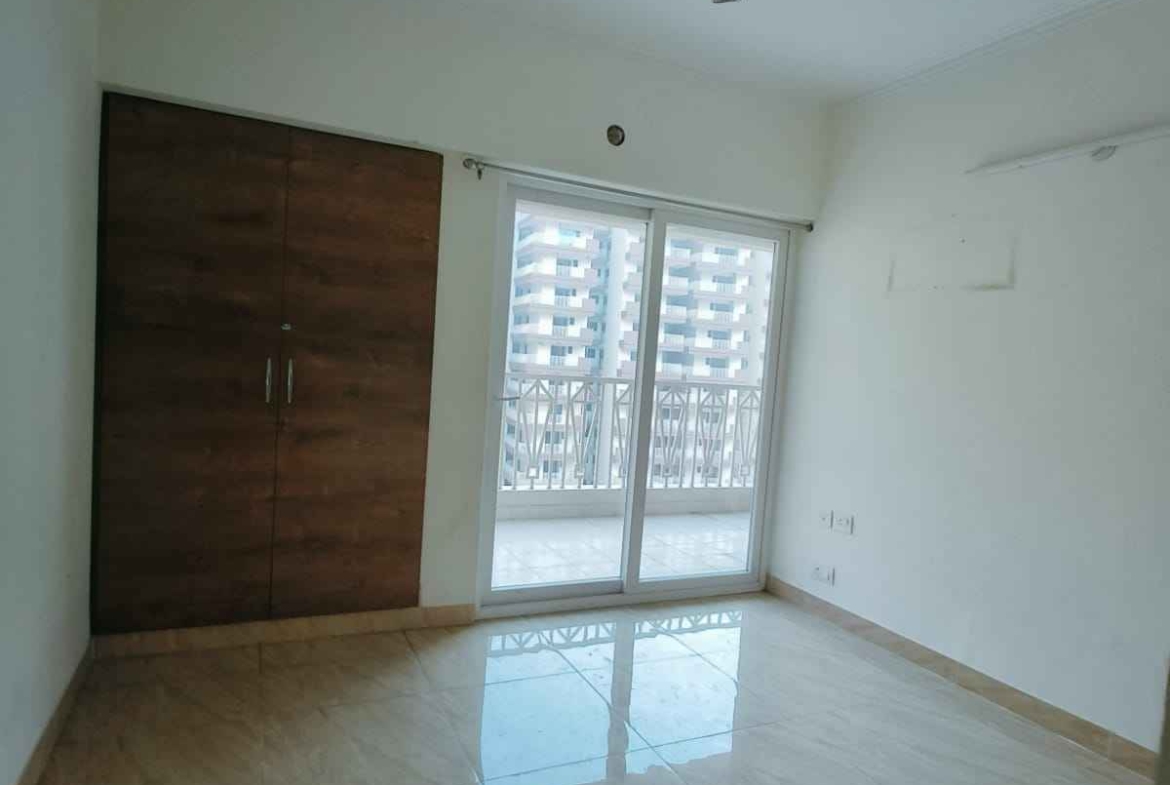 2 Beds home for sale