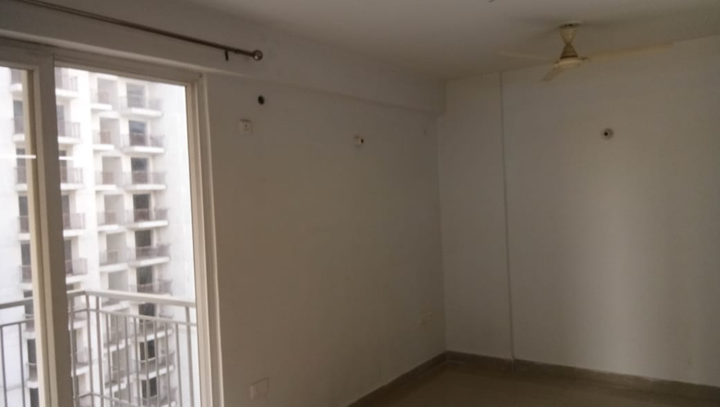 Flat for Sale in Noida Buddha Nagar, Uttar Pradesh, India