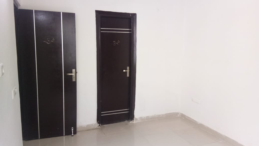 Flat for Sale in Noida Buddha Nagar, Uttar Pradesh, India