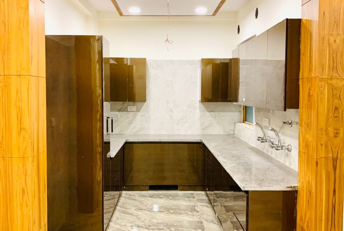 4 bedroom Flat for Sale in Faridabad, India