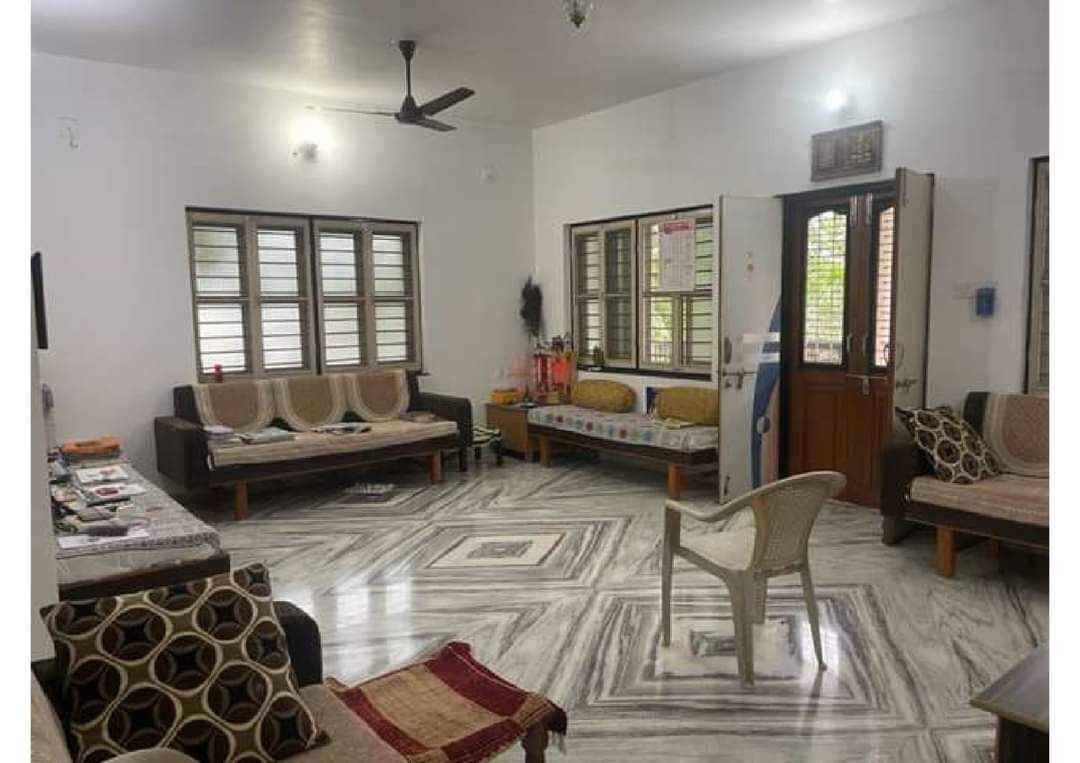6 Bedroom Luxury House for Sale in Ahmedabad, Gujarat