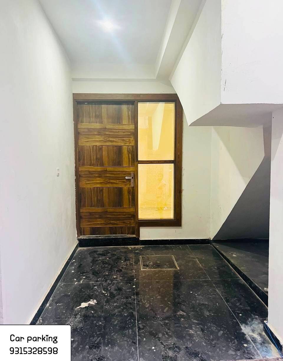 Beautiful 4 bed villa for sale at a very low price in Noida, India.