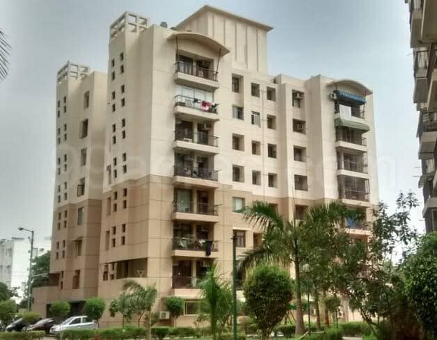 3 Bedroom Apartment for sale in Noida, India