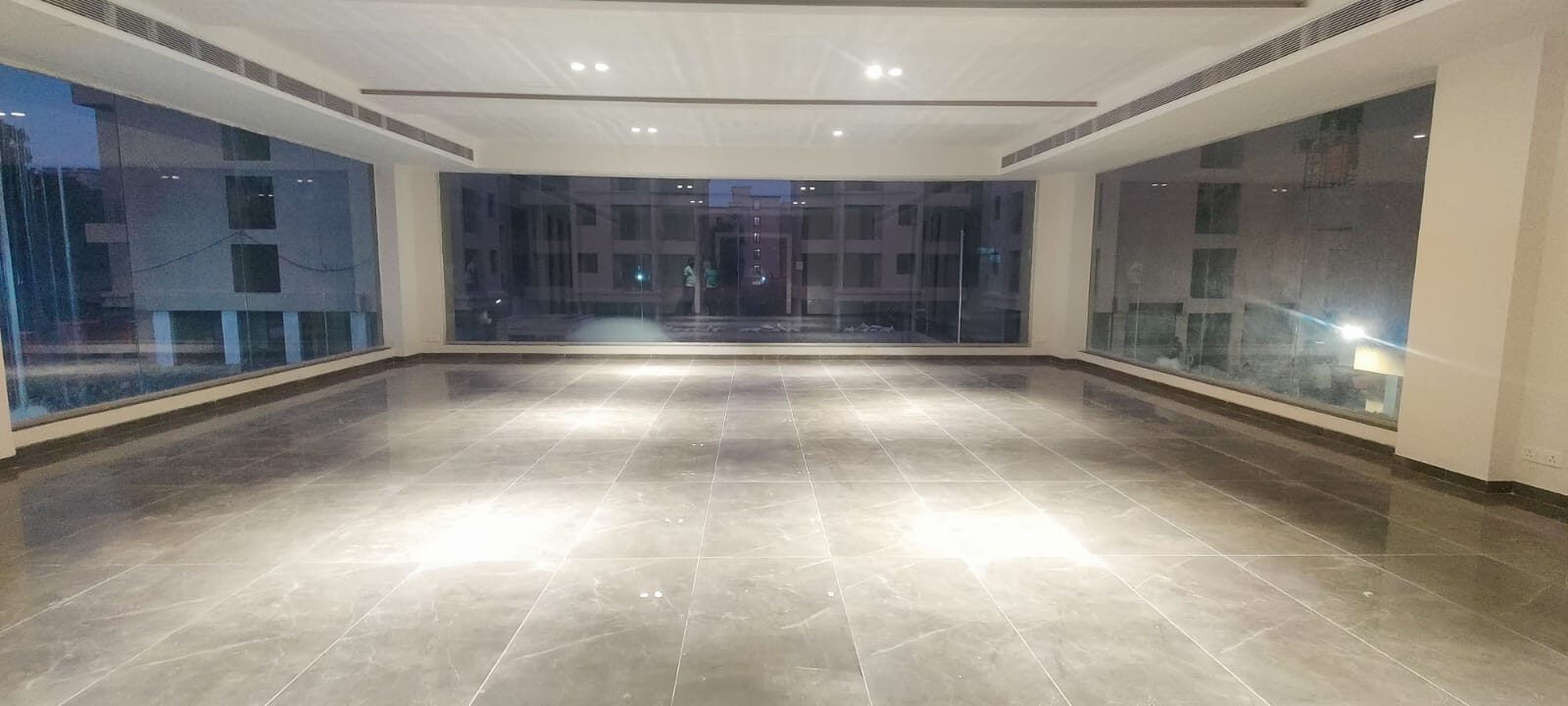 km3 3 Bedroom flat for Sale in Mumbai, India