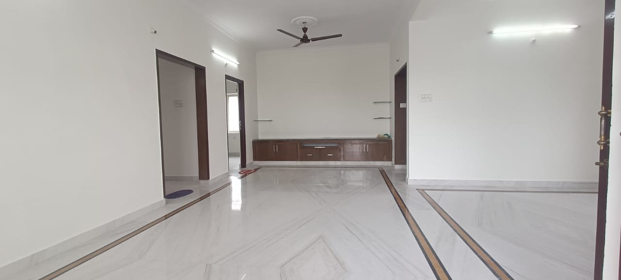 lu2 RE-SALE FURNISHED 3BHK FLAT FOR SALE @ ATHAPUR, HYDERABAD.