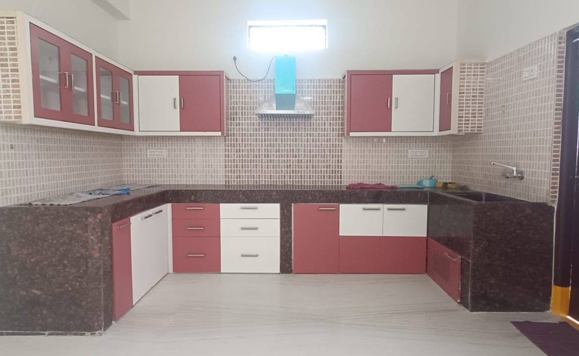 RE-SALE FURNISHED 3BHK FLAT FOR SALE @ ATHAPUR, HYDERABAD.