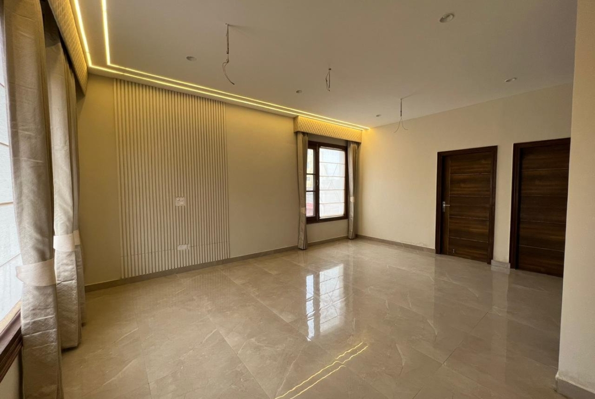 2 Bedroom Apartment for Sale in Chandigarh, Punjab