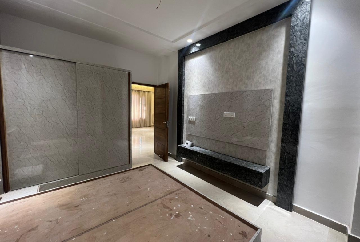 2 Bedroom Apartment for Sale in Chandigarh, Punjab
