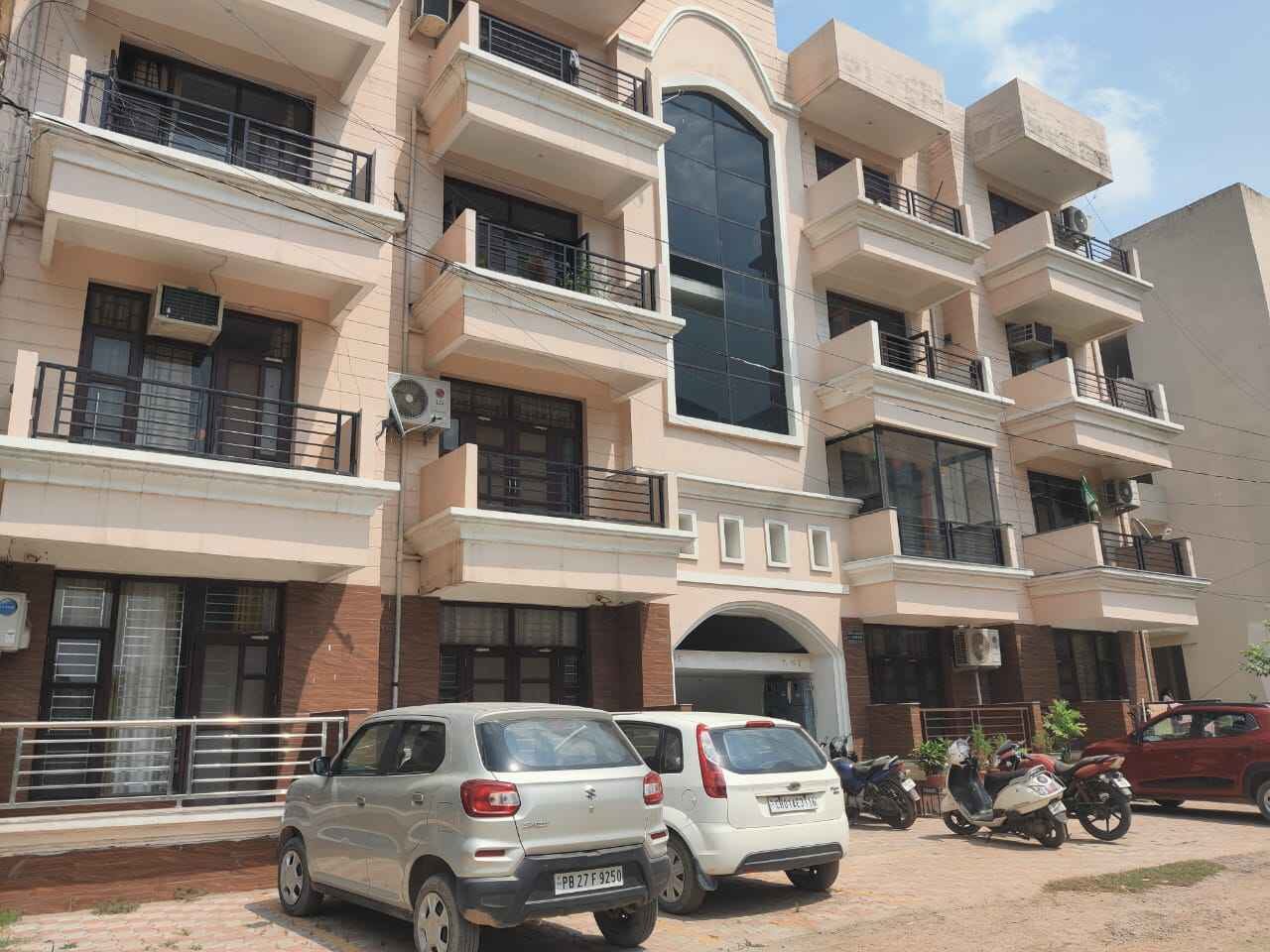 vv 3 Bedroom Apartment for Sale in Kharar, India