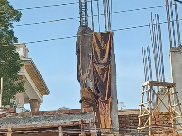 900sqft under construction building for sale