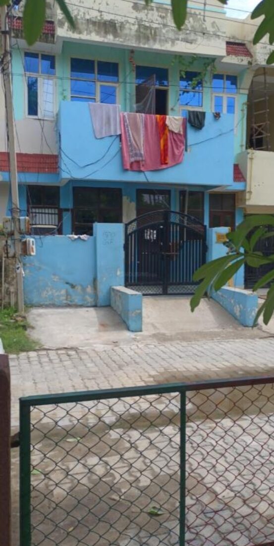Screenshot_20230203_165712_Housing 3 Bedroom House Sale in Haryana