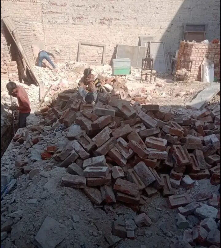 Screenshot_20230219_173453_OLX India 900sqft, Plot for Sale Rewari