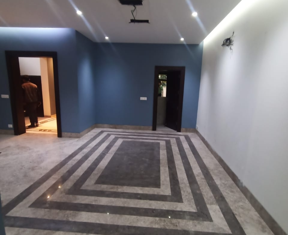 6 BHK House for Rent in Delhi