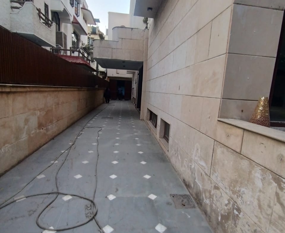 6 BHK House for Rent in Delhi