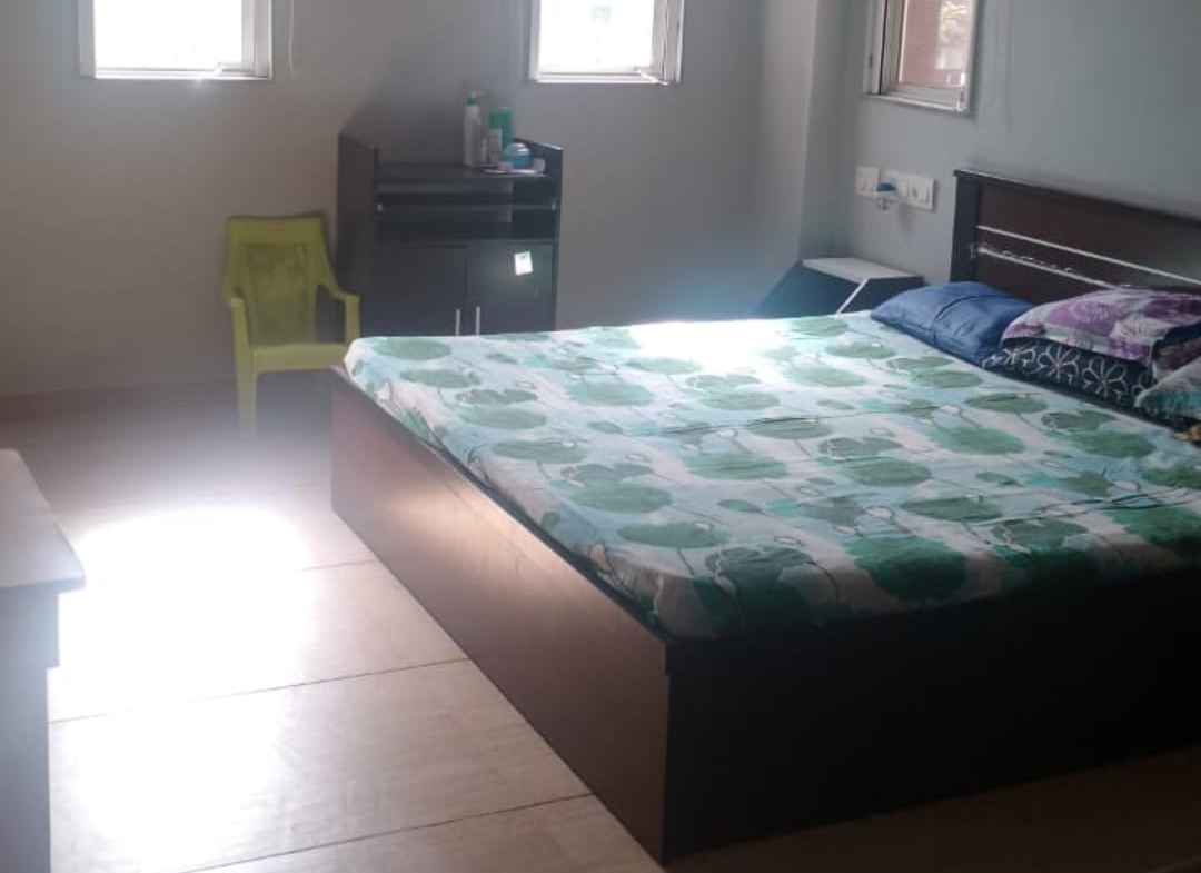 3 Bedroom Flat for Sale in Ahmedabad.