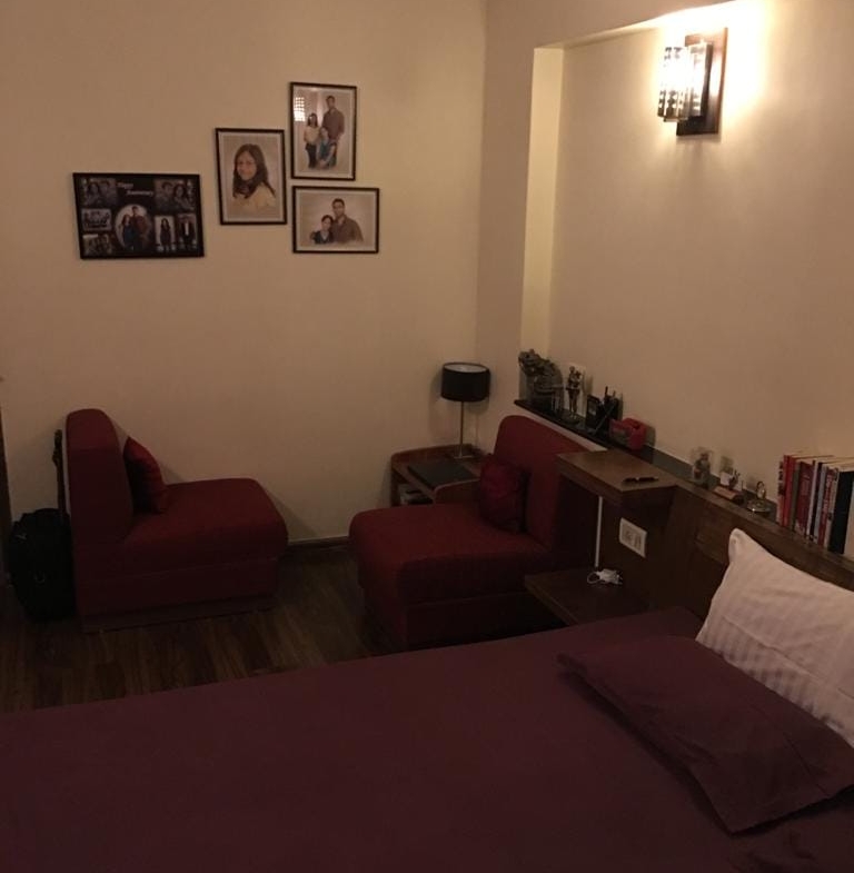 4 Beds Apartment on Rent in Ahmedabad, Gujarat