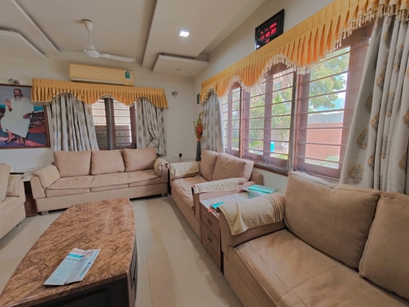 5 Bedroom House  for Rent in Ahmedabad