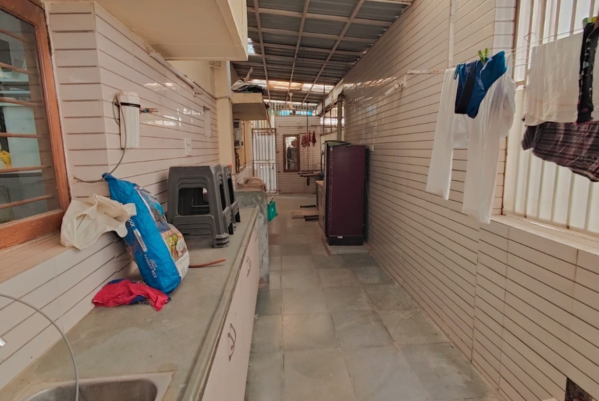 5 Bedroom House  for Rent in Ahmedabad
