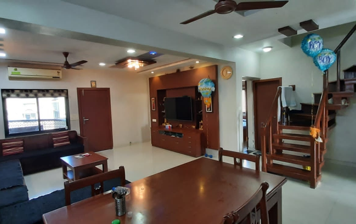 5 Bedroom House for Sale in Gujarat