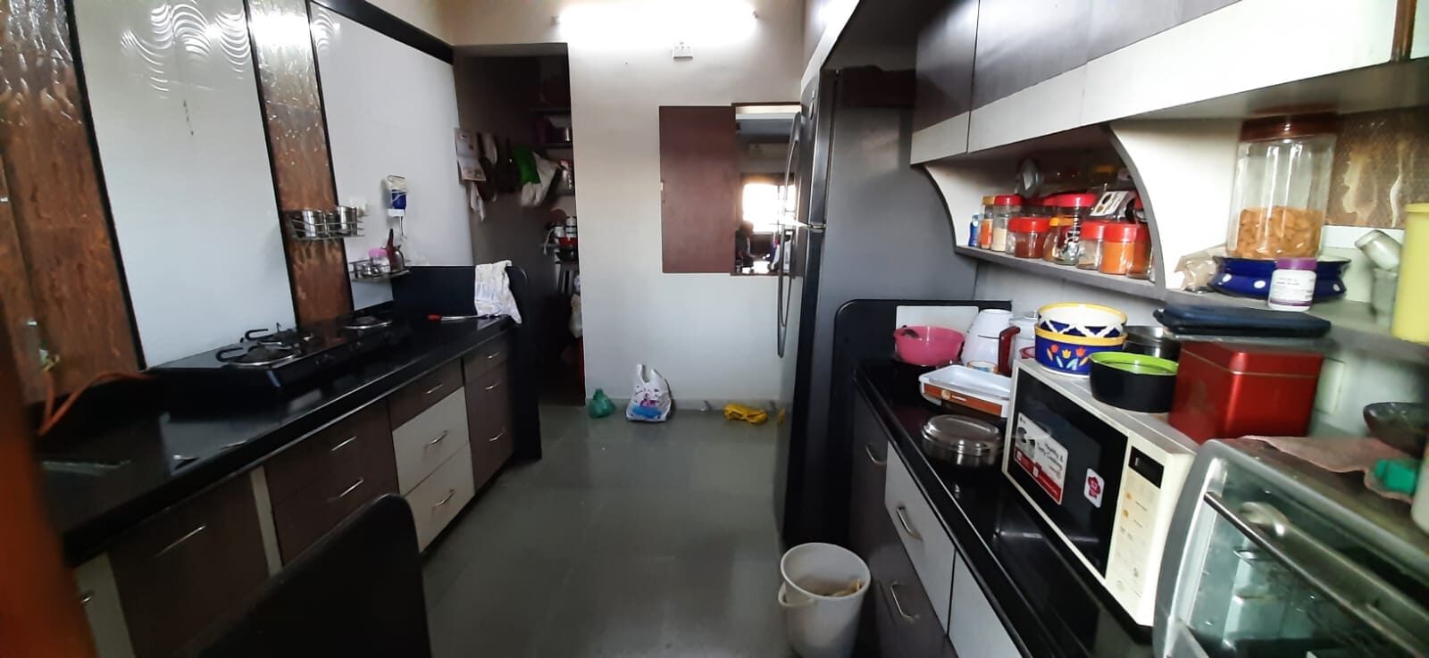 bv6 5 Bedroom House for Sale in Gujarat