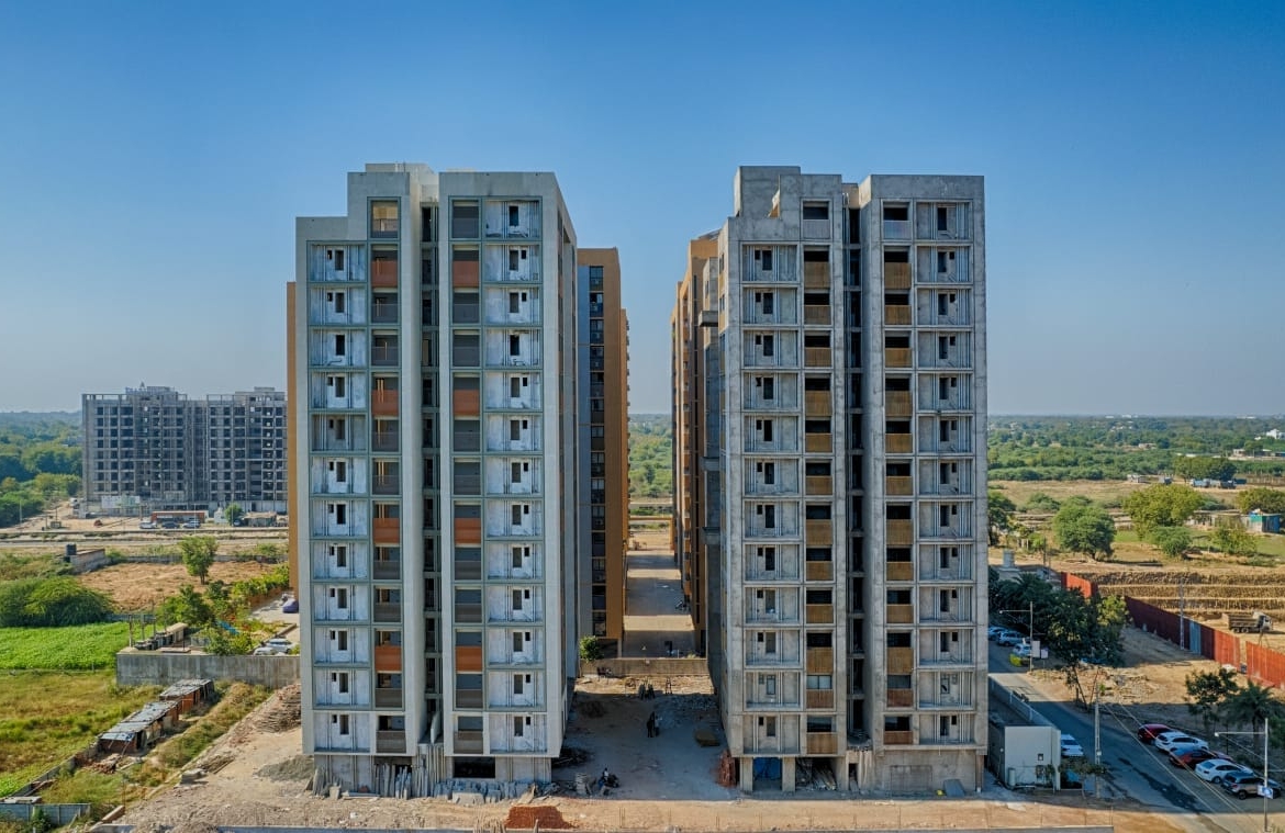 3 BHK Luxury Apartment for Sale in Ahmedabad.
