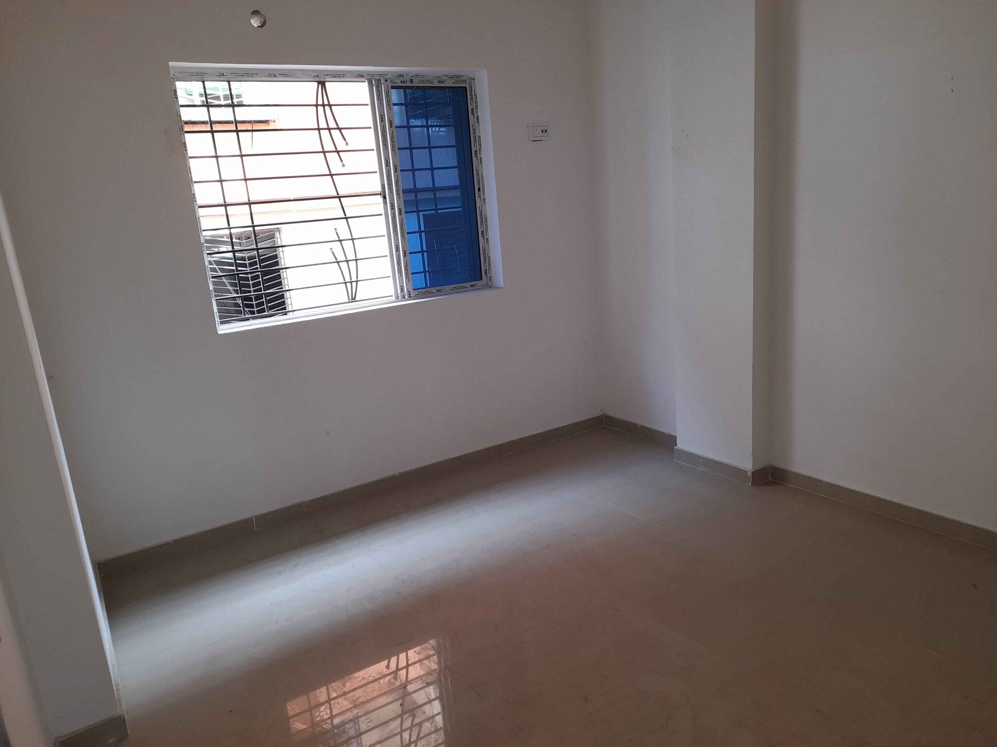 jm5 2 Bedroom Flat for Sale in Kolkata