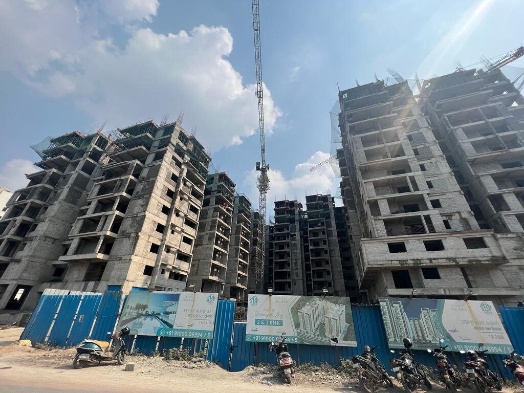 2bhk & 3bhk Flats Available