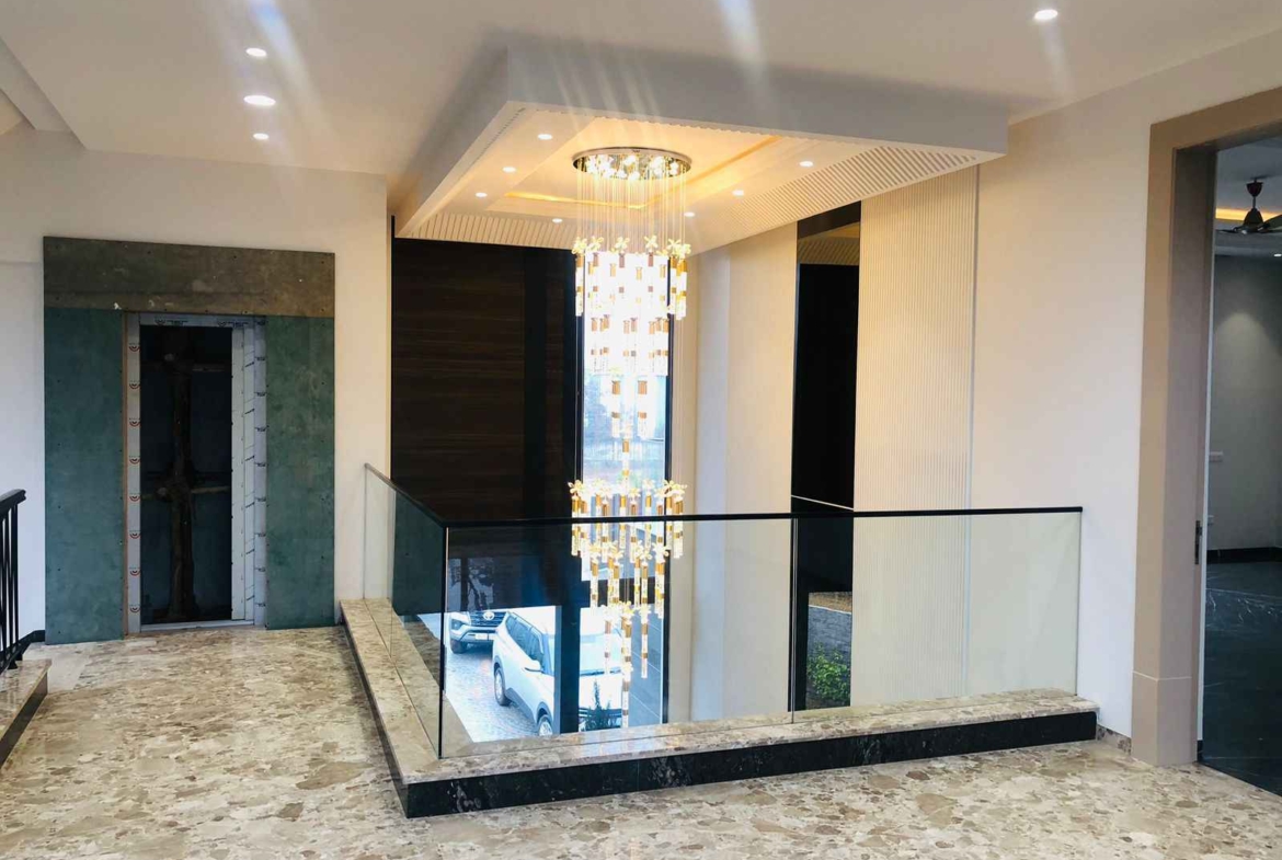 5 Beds 6 Baths – House for Sale in Chattarpur, Delhi