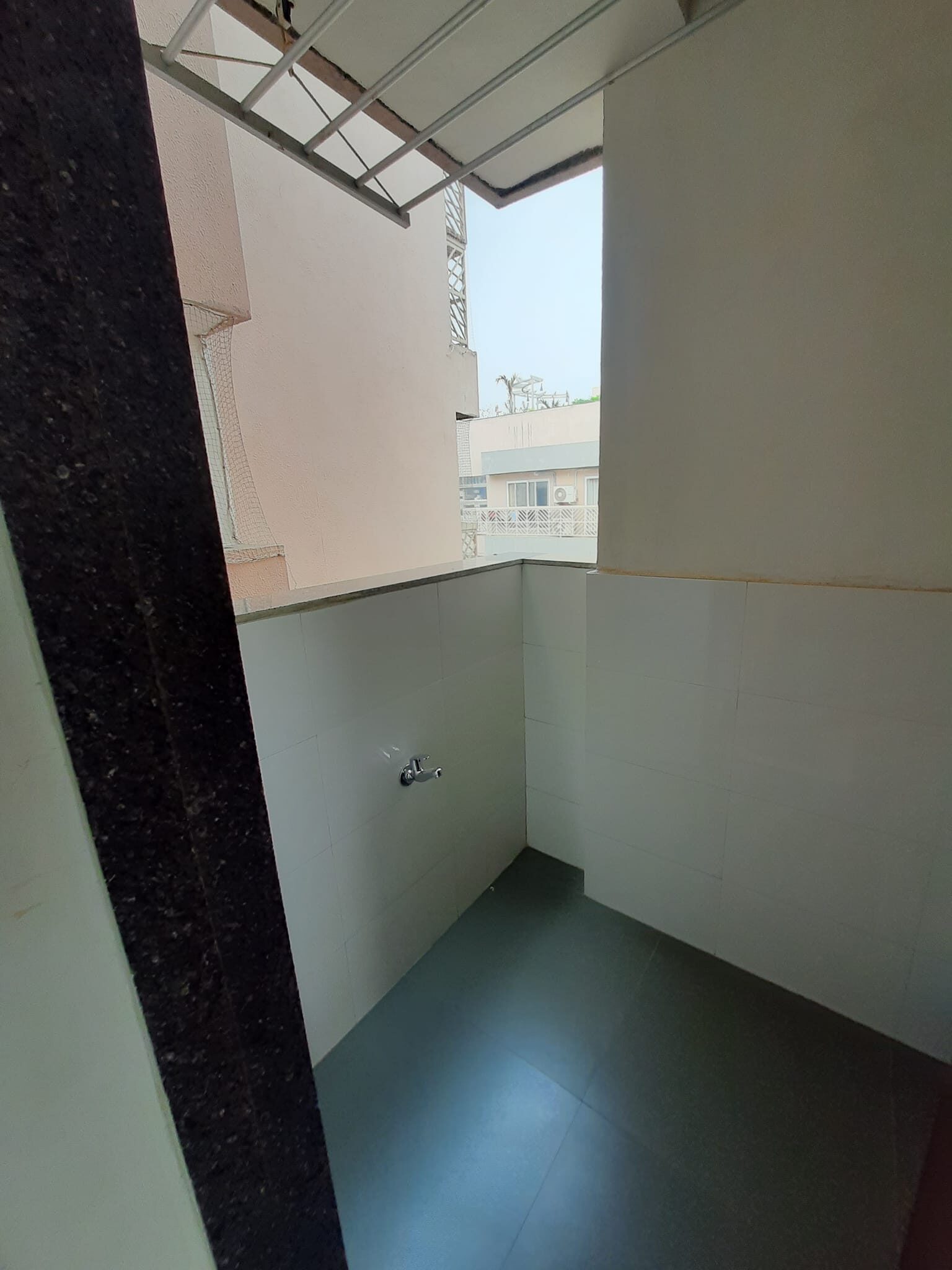 nn4 2 Bedroom Flat for Sale in Ahmedabad