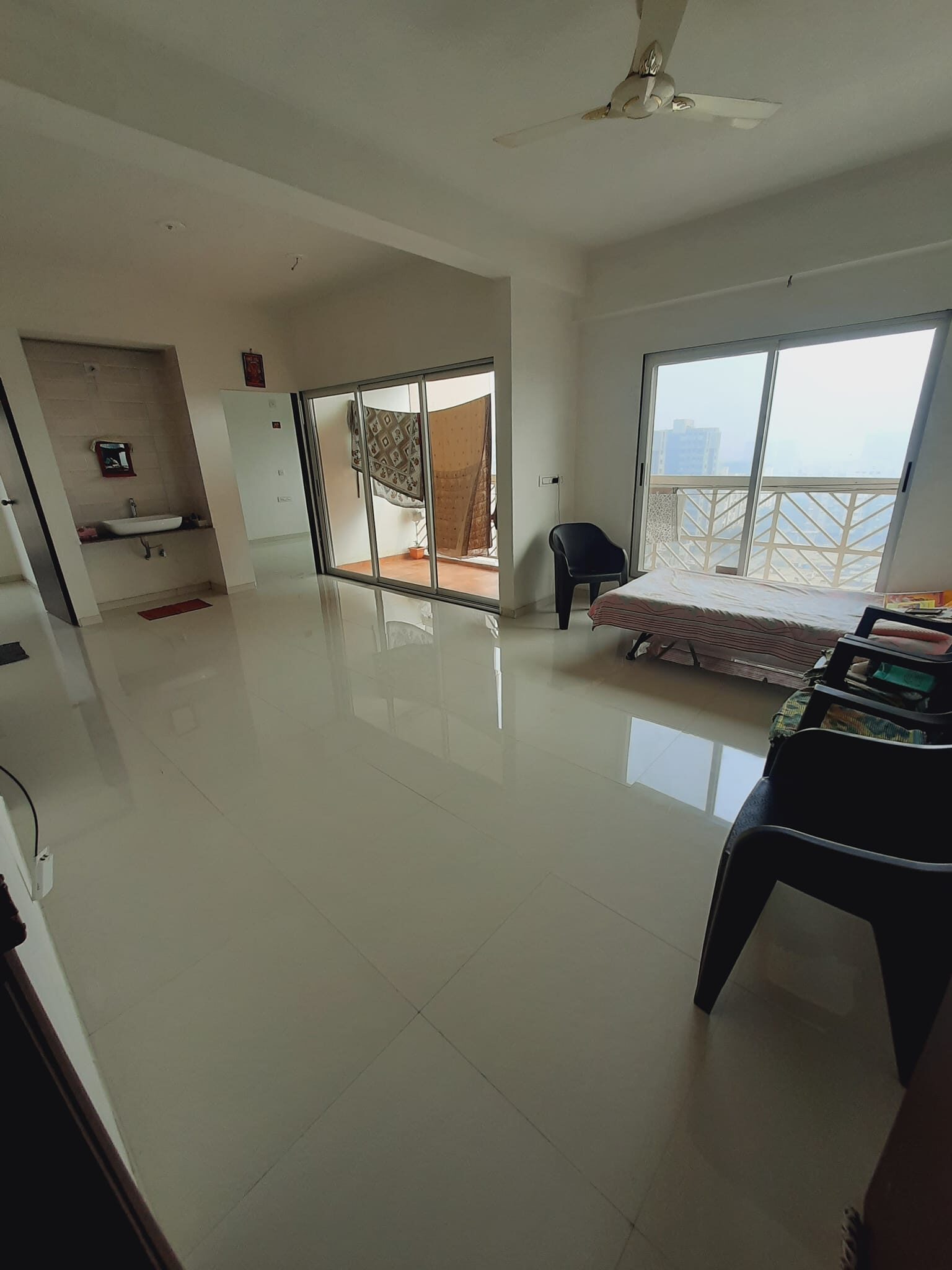 nn7 2 Bedroom Flat for Sale in Ahmedabad