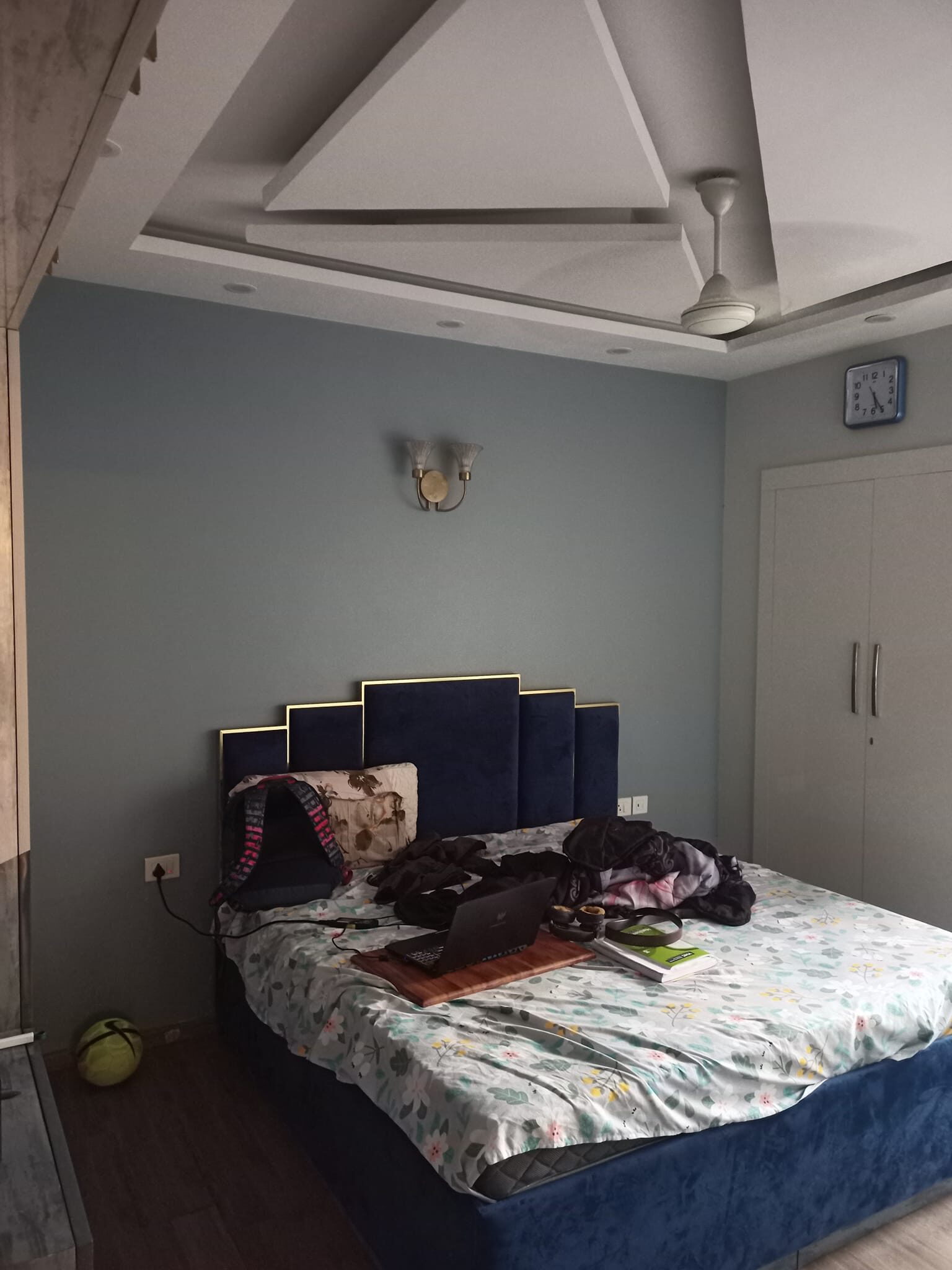 no4 3 Bedroom Flat for Sale in Noida