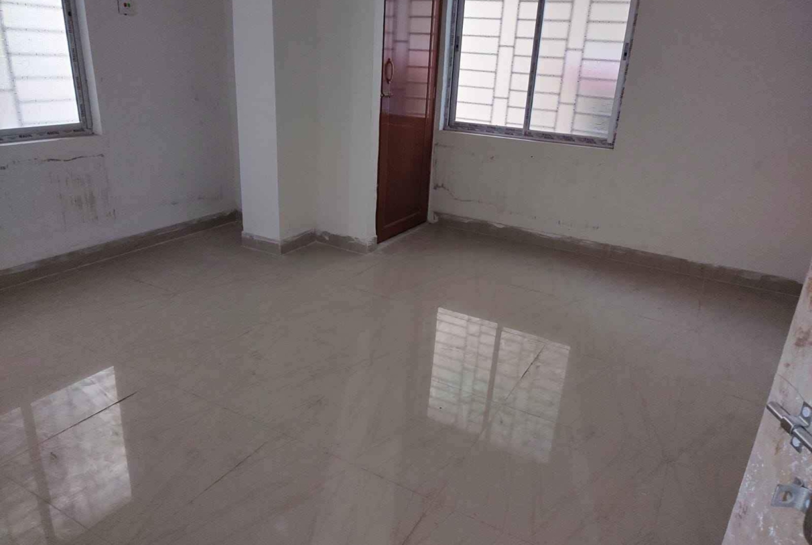 2 Bedroom Flat Available For Sale in Kolkata, WB