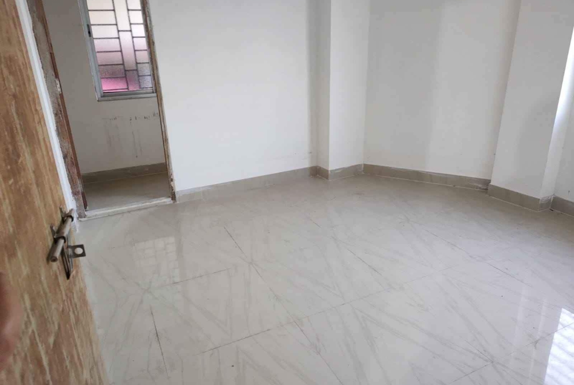 2 Bedroom Flat Available For Sale in Kolkata, WB