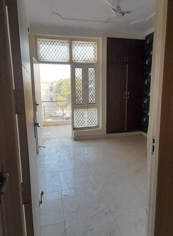 2 Bedroom Flat with roof rights in Faridabad