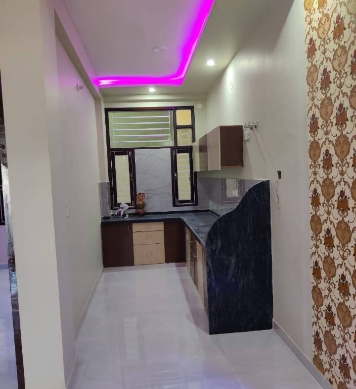 4 Bedroom Villa for Sale in Delhi.