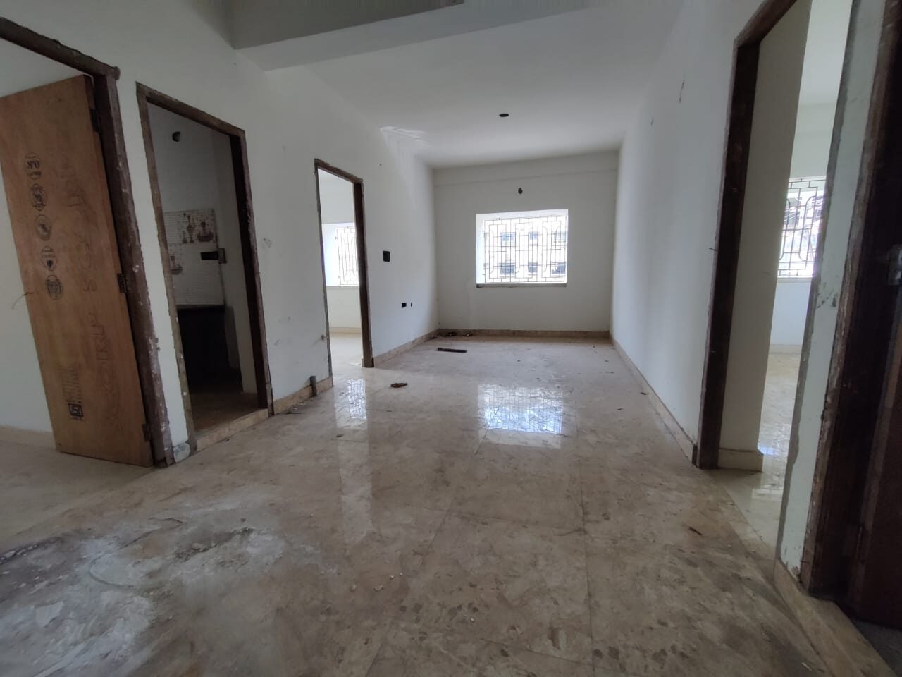 1 3 BHK for Sale in Kolkata
