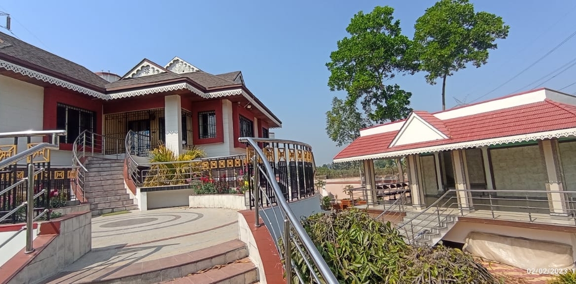 Big Running Resort with 25 Fully Furnished Room for Sale in Kolkata