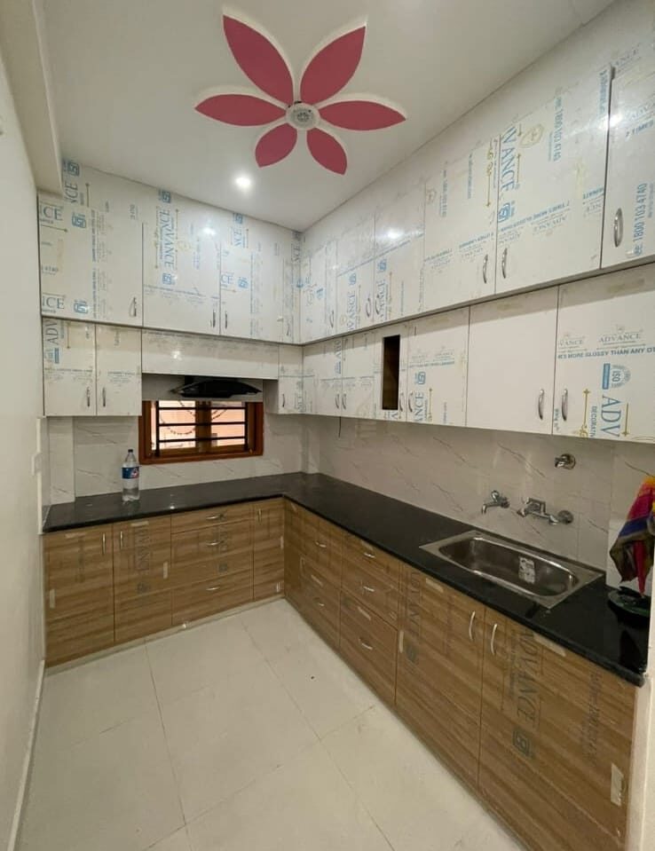 4 3 Bedroom House for Sale in Lucknow