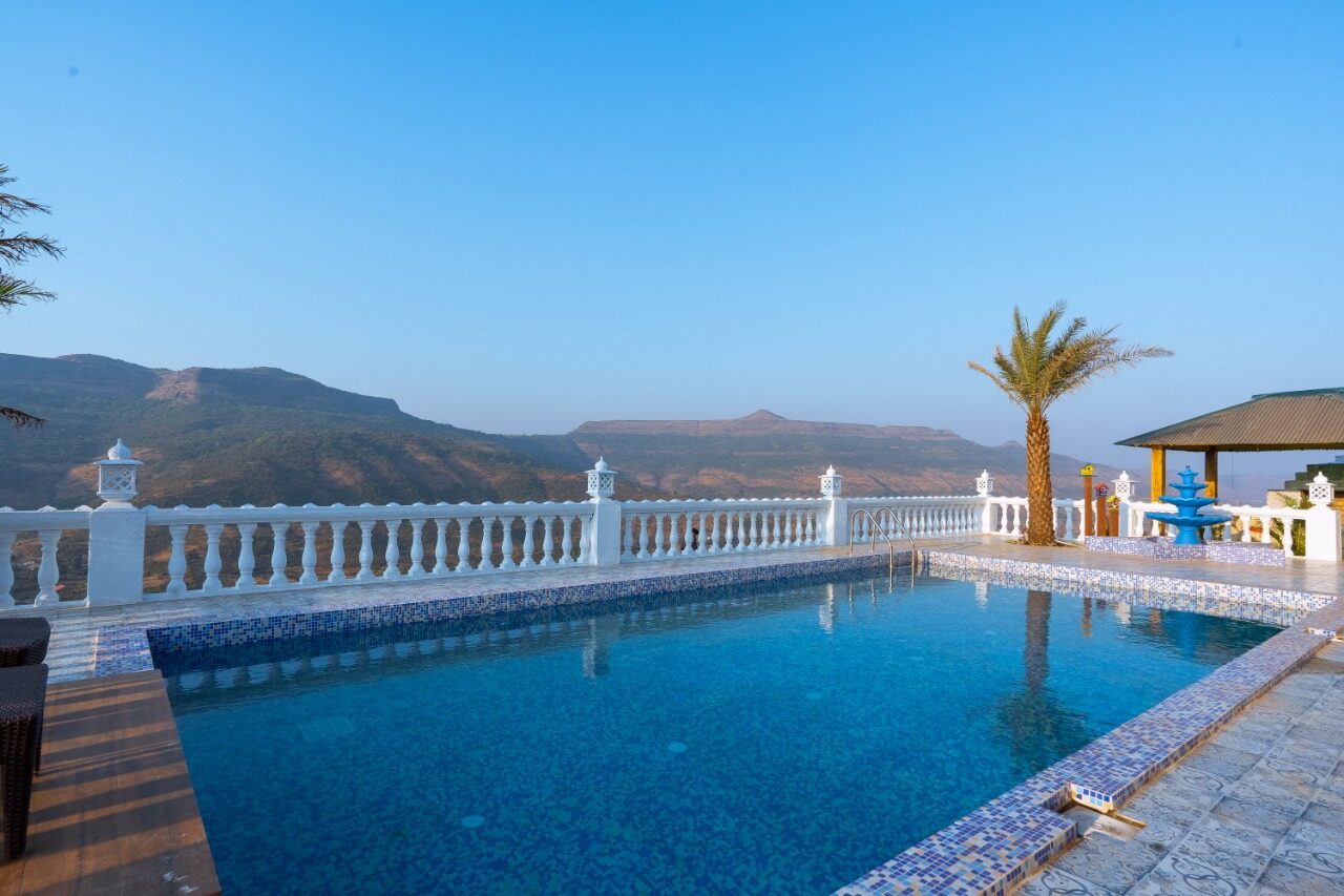 5 4 BHK Wooden Villa for Sale at Lonavala, Pune